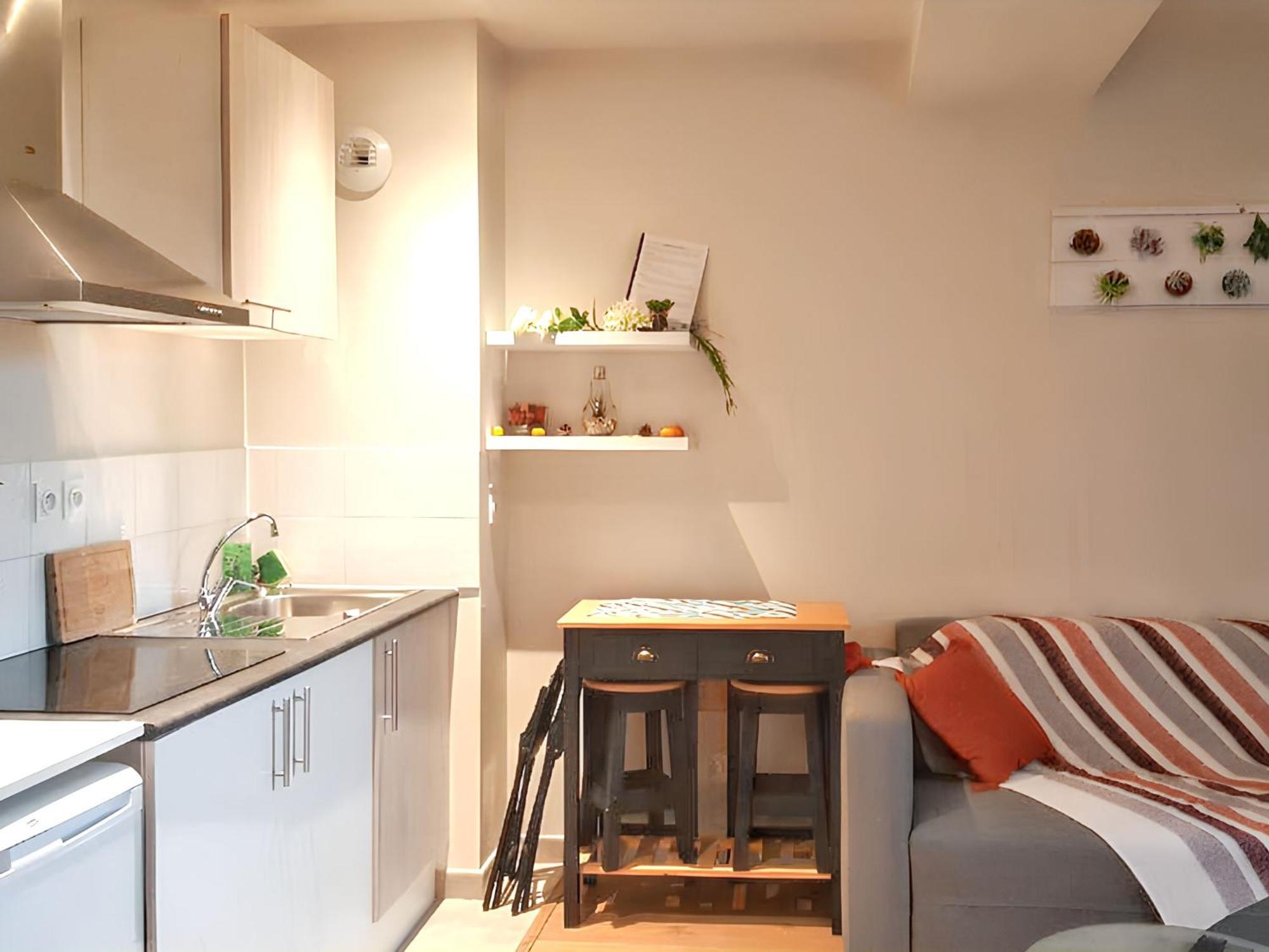 Charmant Studio A Abondant Avec Terrasse Ensoleillee 30 M² Eksteriør bilde